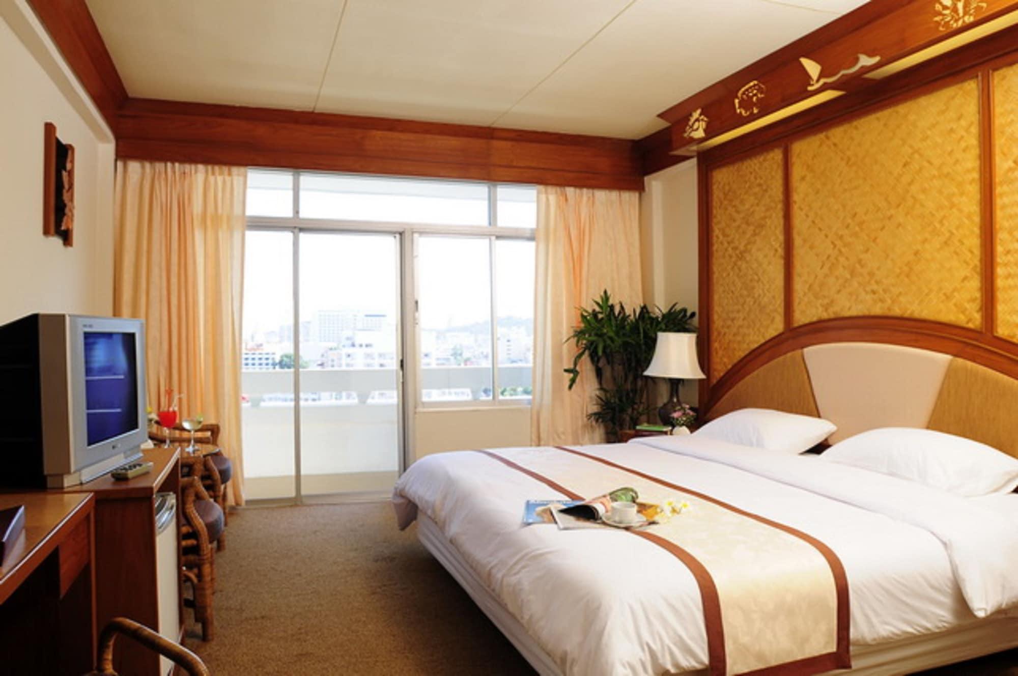 Golden Beach Hotel Паттая Екстер'єр фото