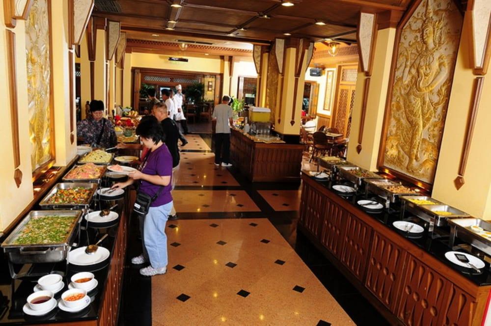 Golden Beach Hotel Паттая Екстер'єр фото