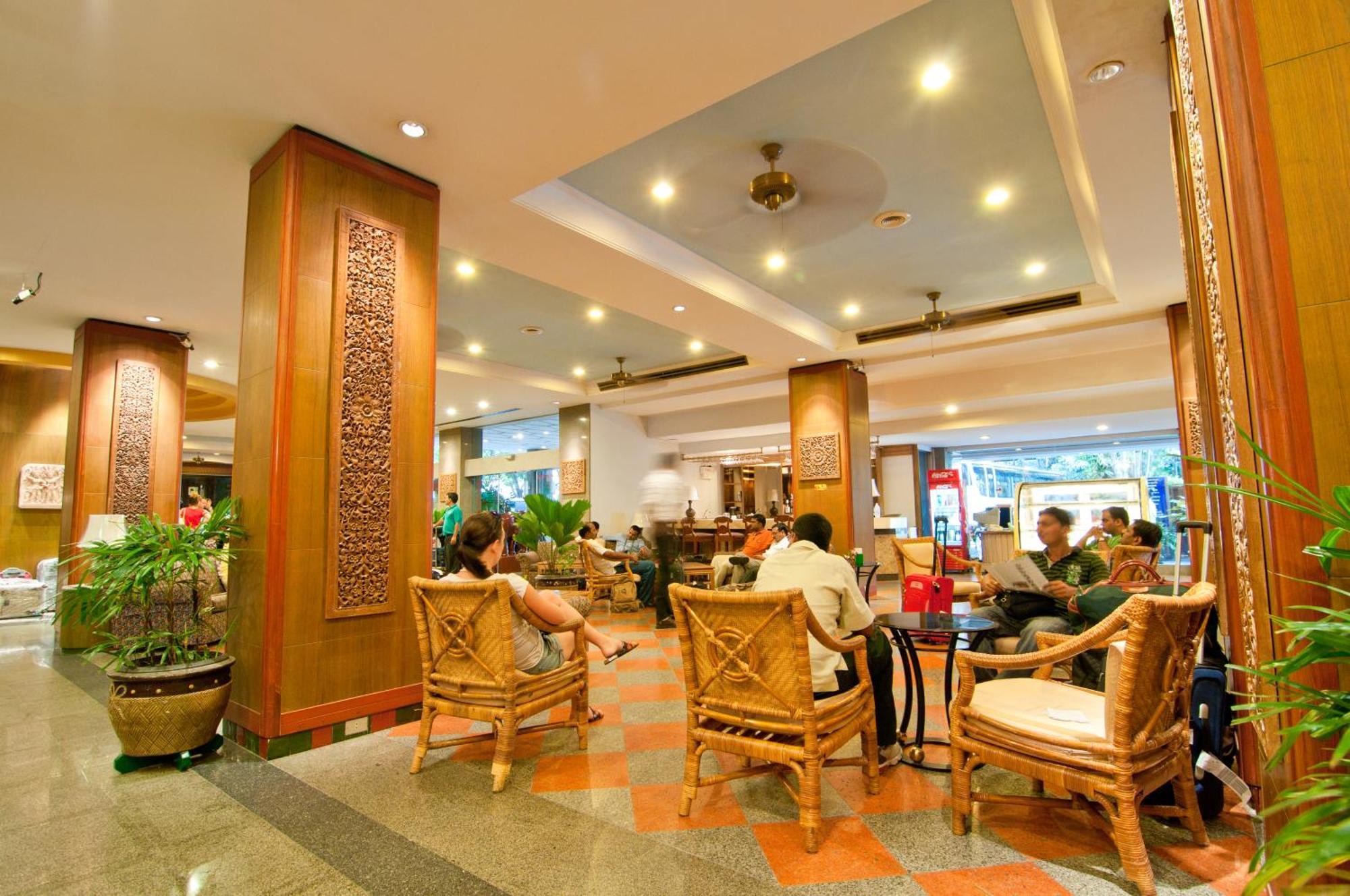Golden Beach Hotel Паттая Екстер'єр фото