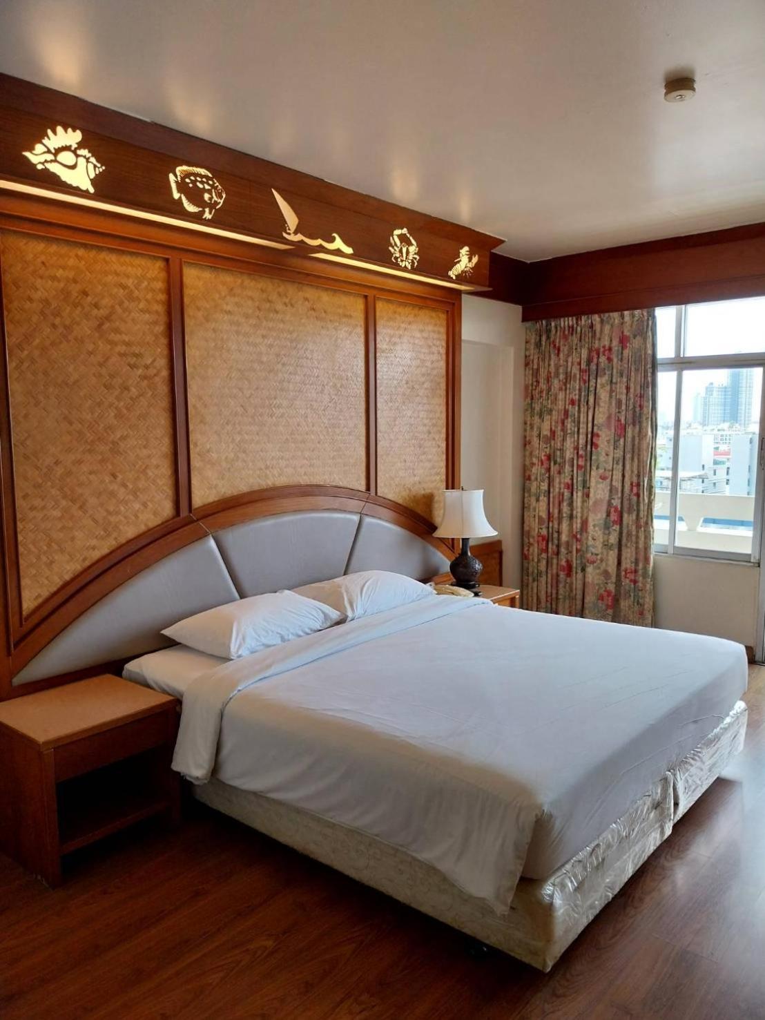 Golden Beach Hotel Паттая Екстер'єр фото
