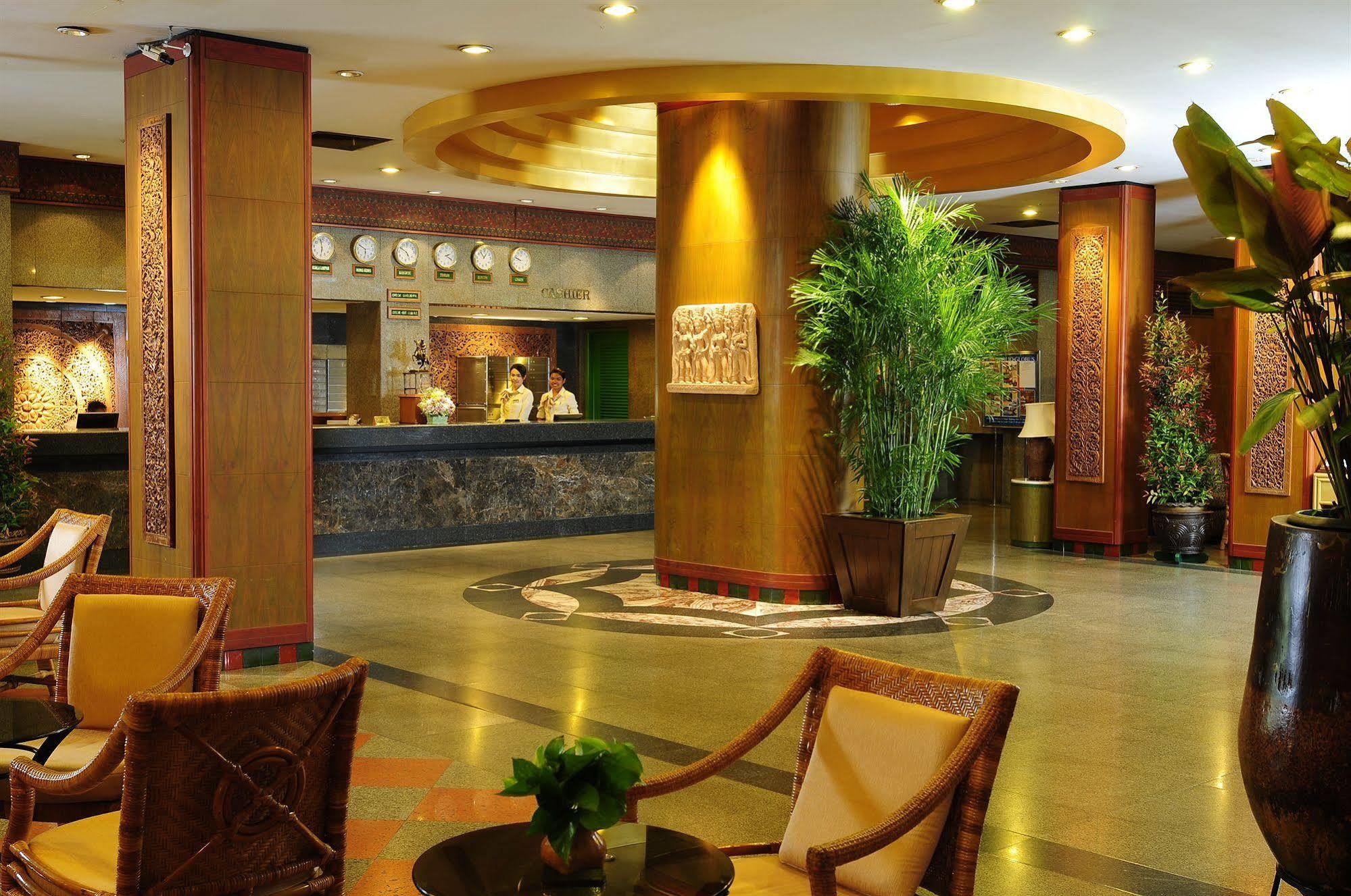 Golden Beach Hotel Паттая Екстер'єр фото